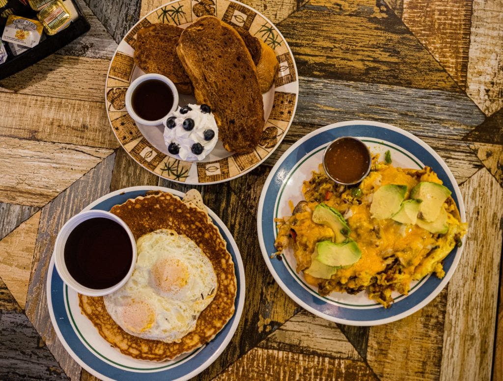 shykatz-cafe-and-bakery-001