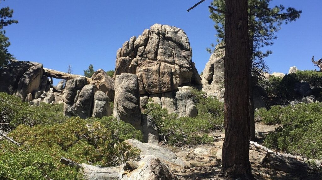 castle-rock-trail-002