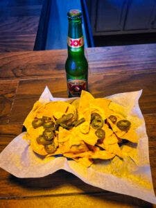 aguila-s-hideaway-cantina-005