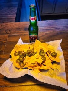 aguila-s-hideaway-cantina-005