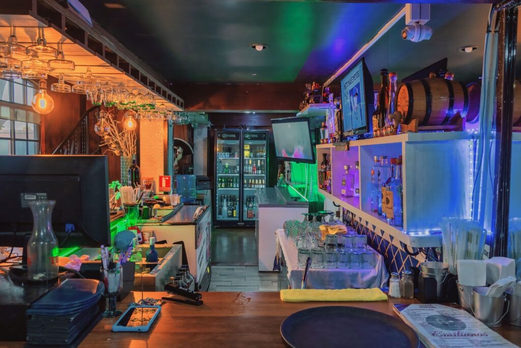 emiliano-s-sport-bar-028