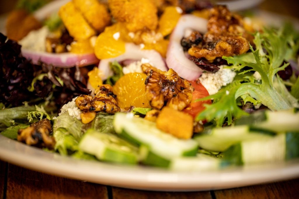 mango-s-bar-and-grill-015