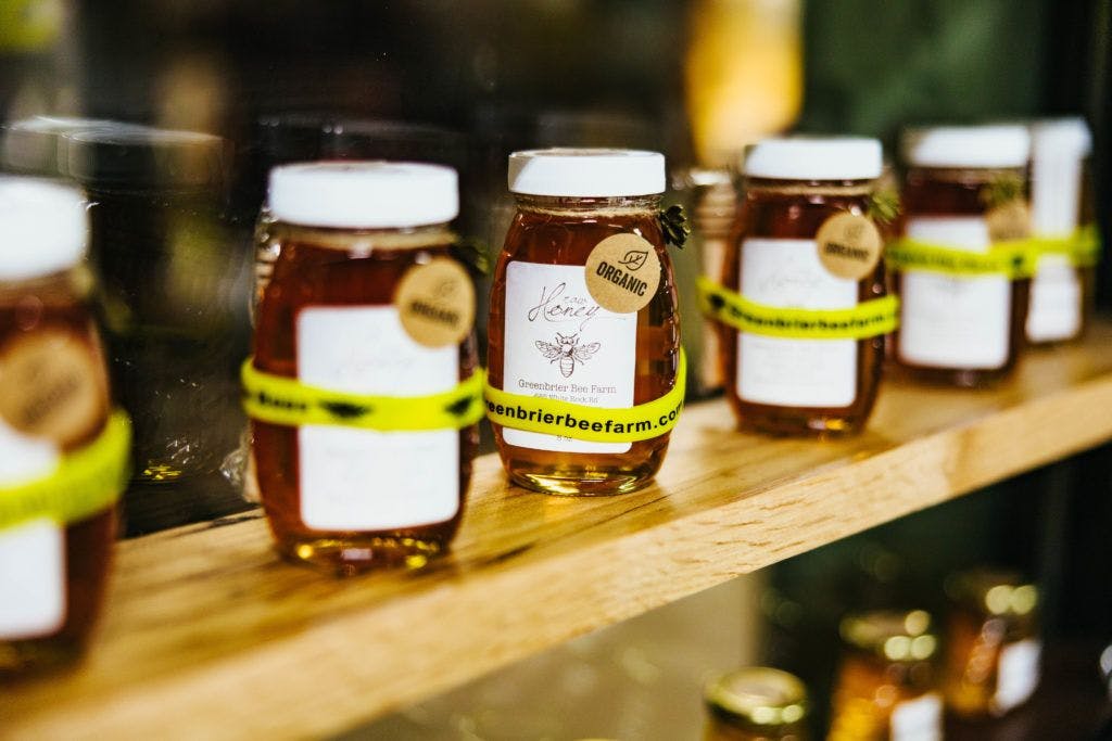 the-creek-company-store-in-silver-creek-003