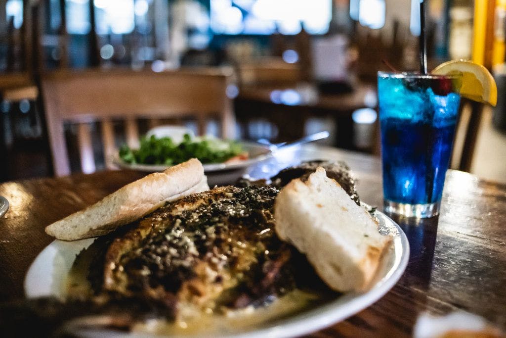 black-pearl-oyster-bar-012