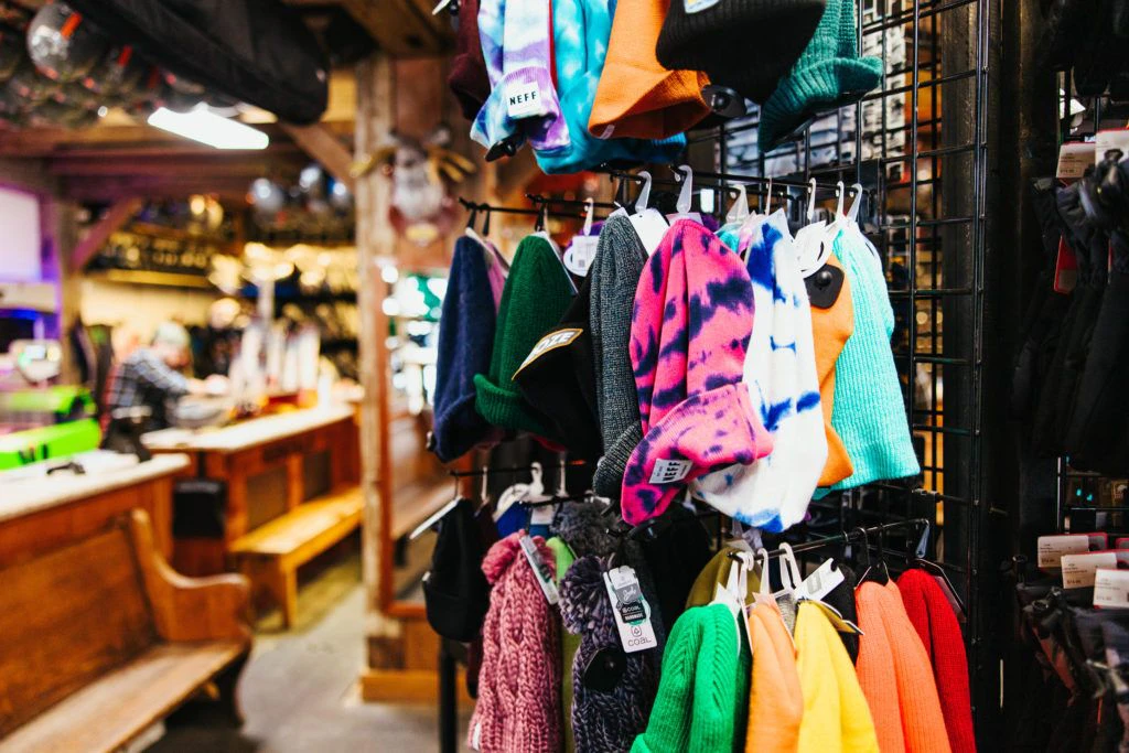 elk-river-snowboard-and-ski-rentals-014