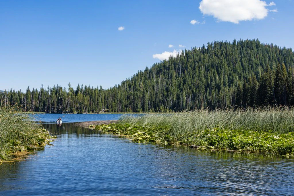 brews-and-views-canoe-tour-cascade-lakes-by-wanderlust-tours-022