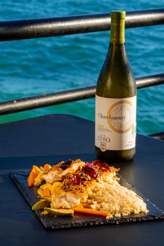 the-point-restaurant-bar-001