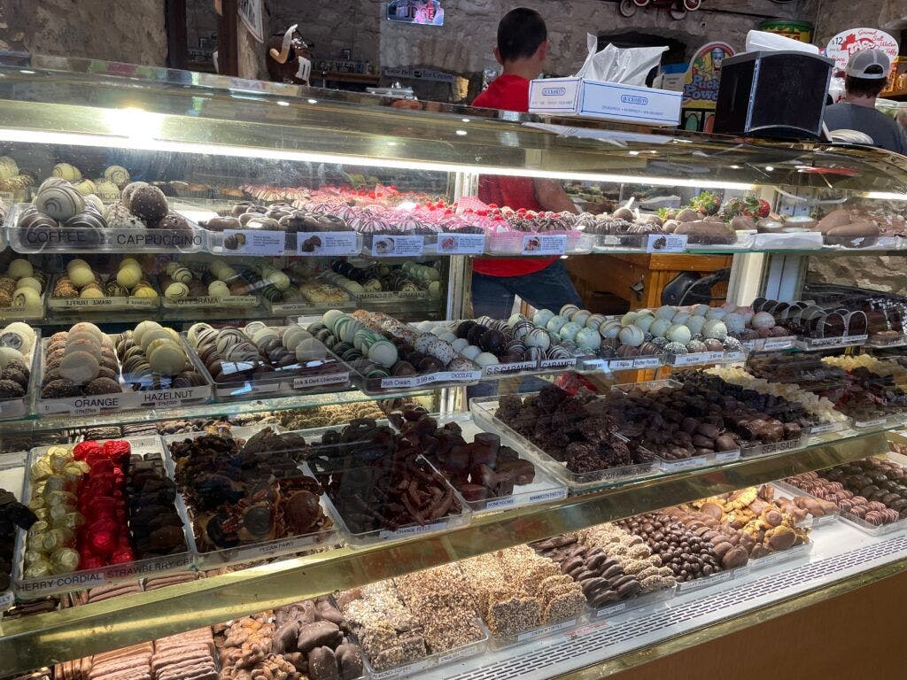 lone-star-candy-bar-002