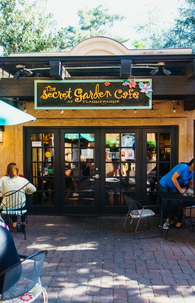 secret-garden-cafe-at-tlaquepaque-024