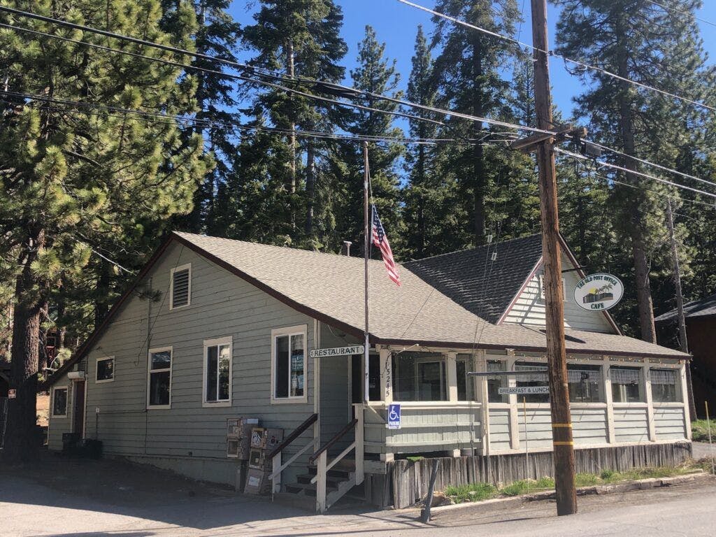 old-post-office-cafe-003