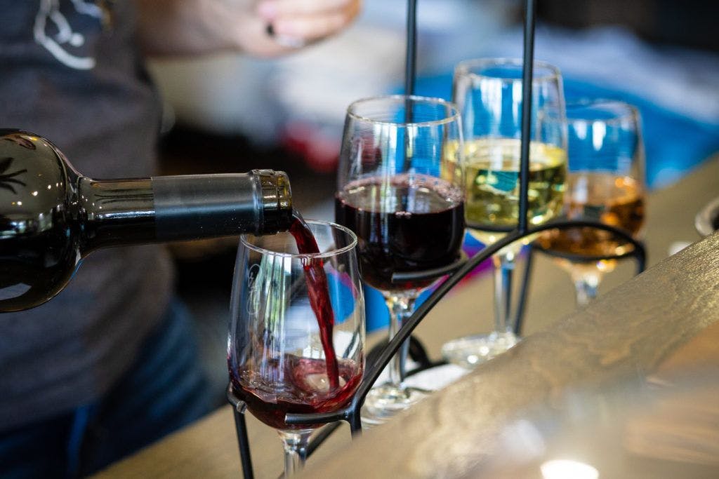 fables-and-feathers-winery-025