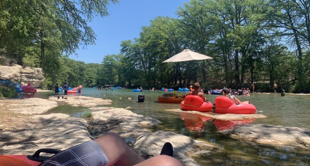 happy-hollow-frio-river-outfitters-003