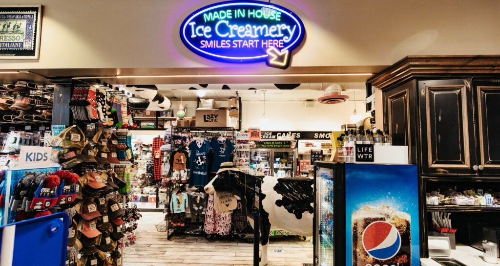 java-cow-cafe-and-ice-cream-002