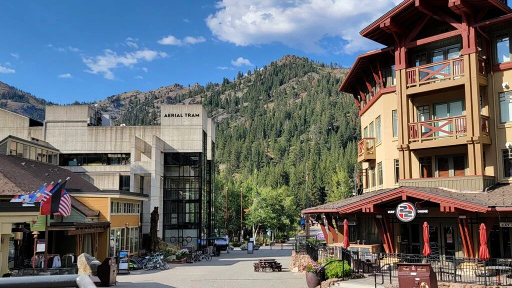 palisades-tahoe-aerial-tram-001