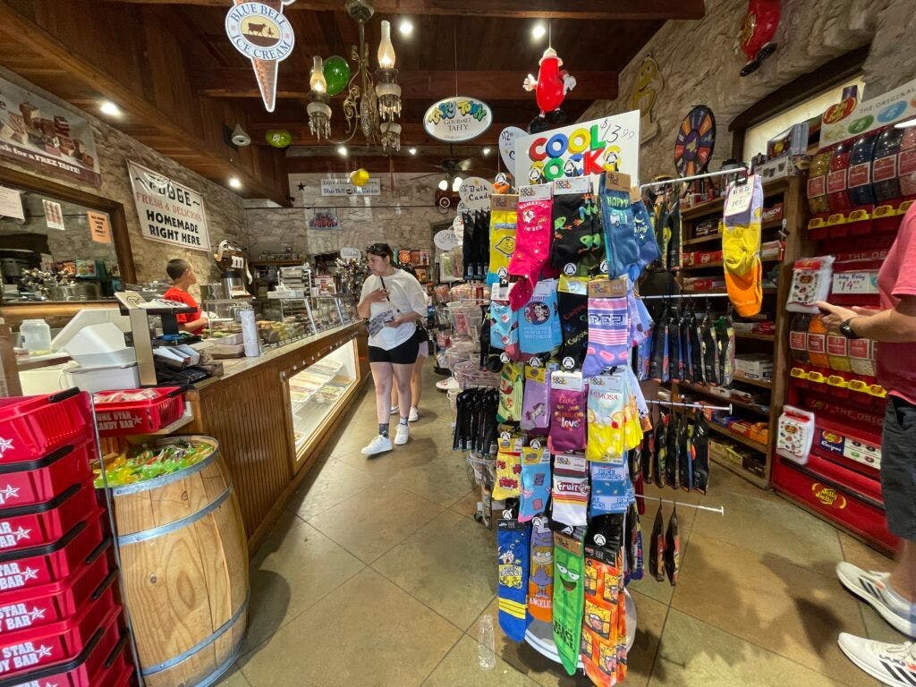 lone-star-candy-bar-008