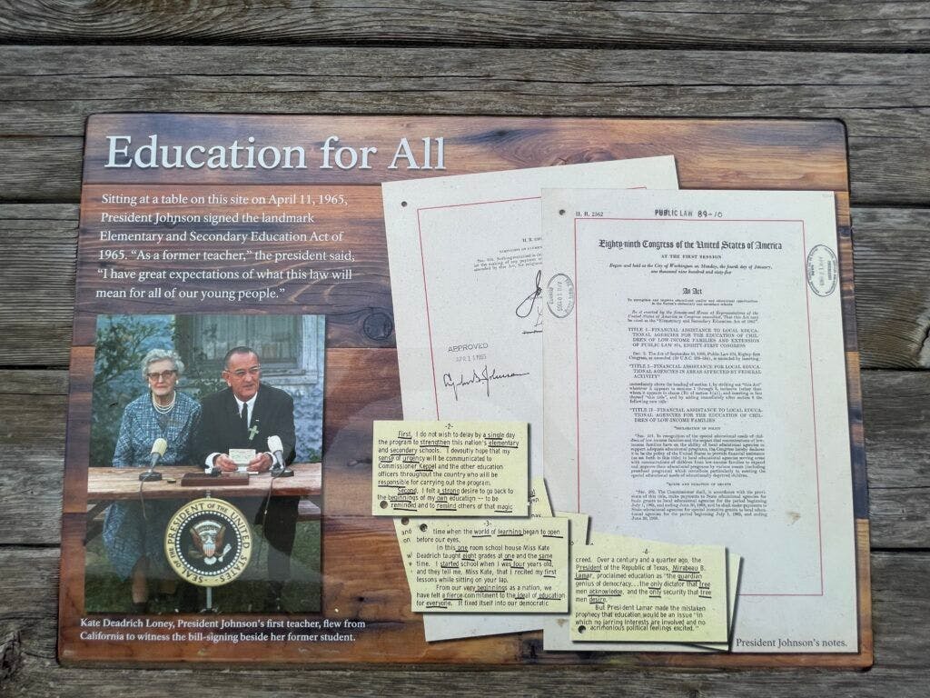 lyndon-b-johnson-national-historical-park-visitor-center-and-park-headquarters-010