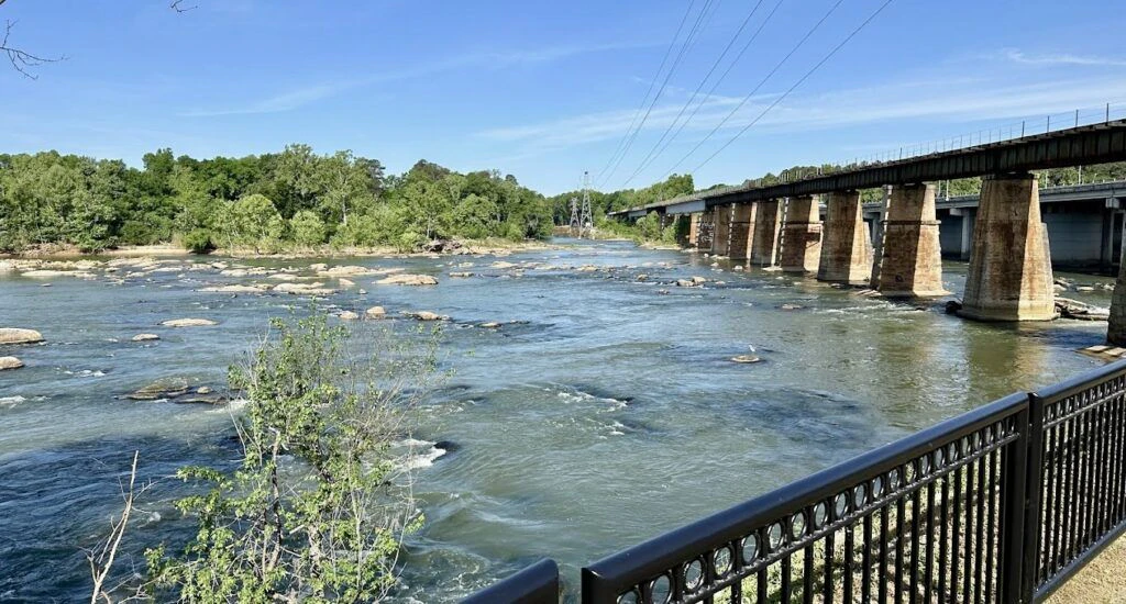 columbia-canal-and-riverfront-park-004