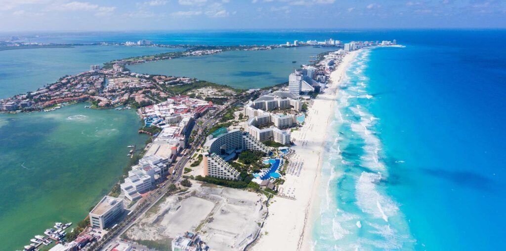 boulevard-kukulcan-001