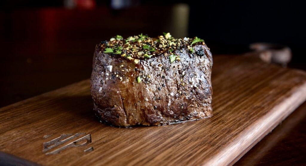 hyde-park-prime-steakhouse-002