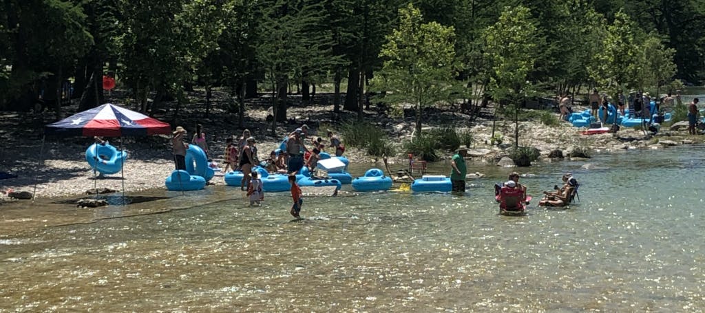 Andy's on River Road