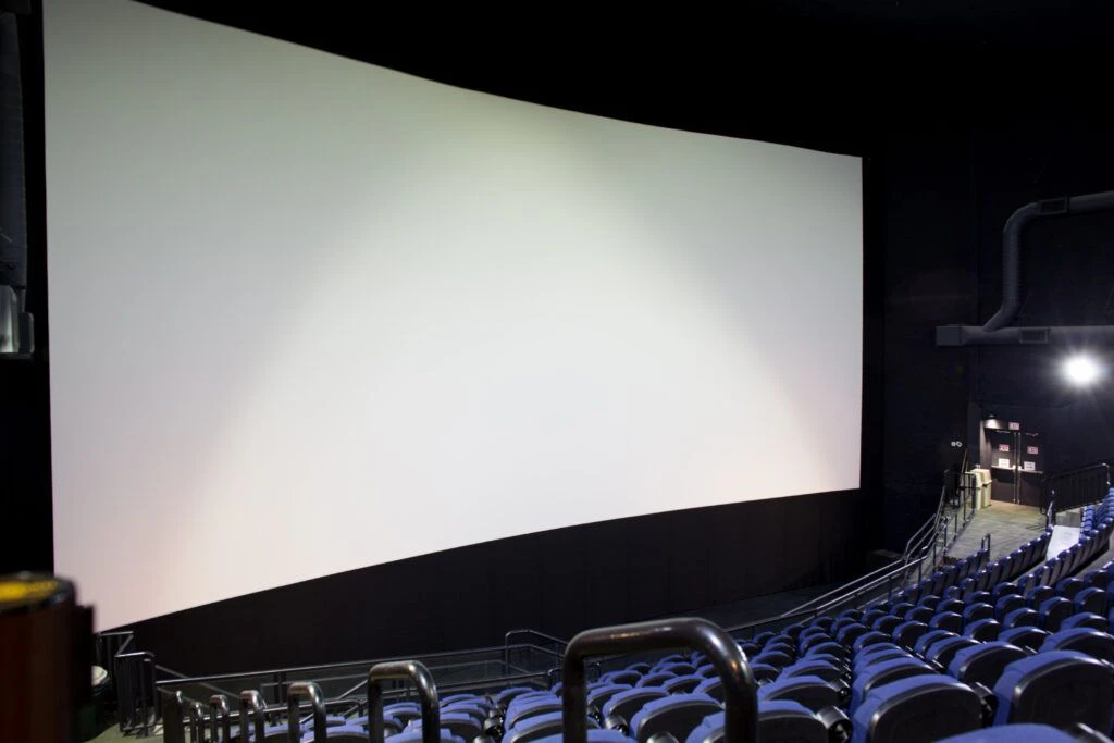 yellowstone-giant-screen-theatre-002