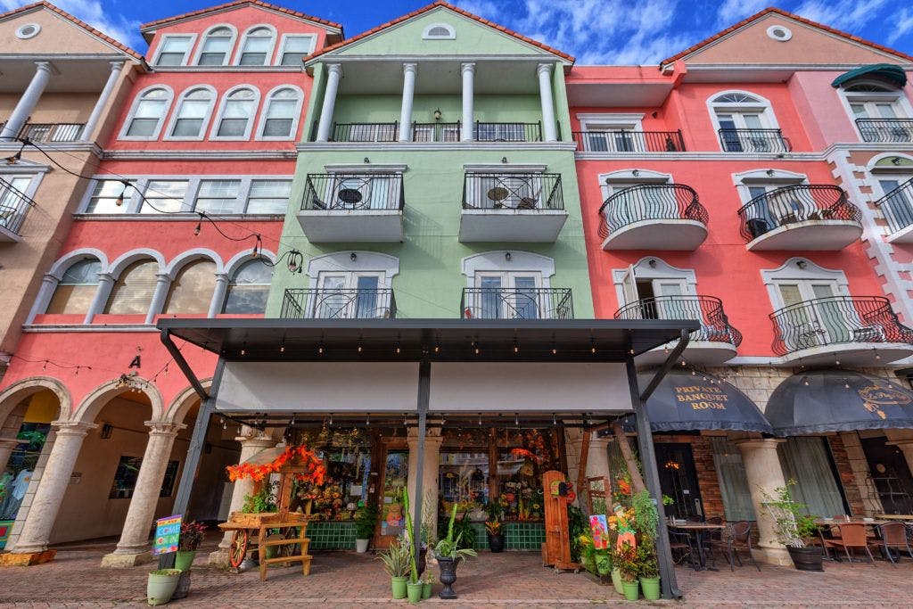 day-trip-to-european-village-009