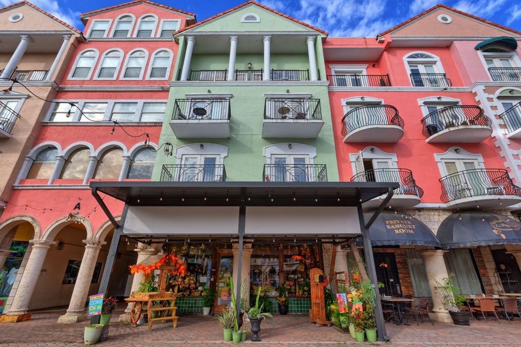 day-trip-to-european-village-009