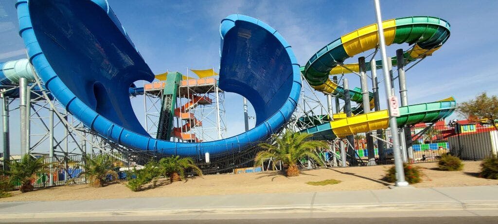 cowabunga-bay-water-park-003