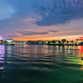 Broadway at the Beach