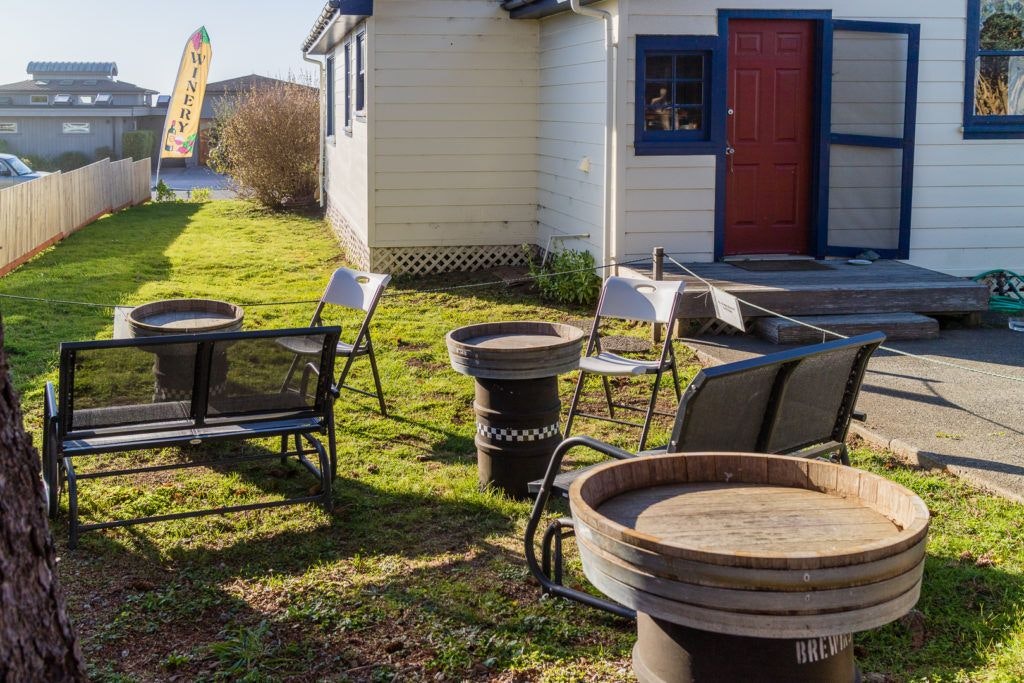 moonstone-crossing-tasting-room-013