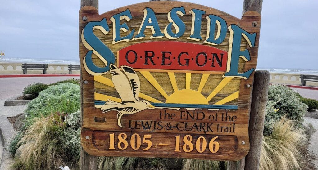 end-of-lewis-and-clark-national-historical-trail-001