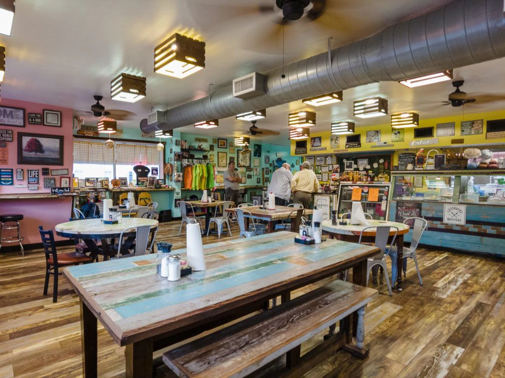 shykatz-cafe-and-bakery-012