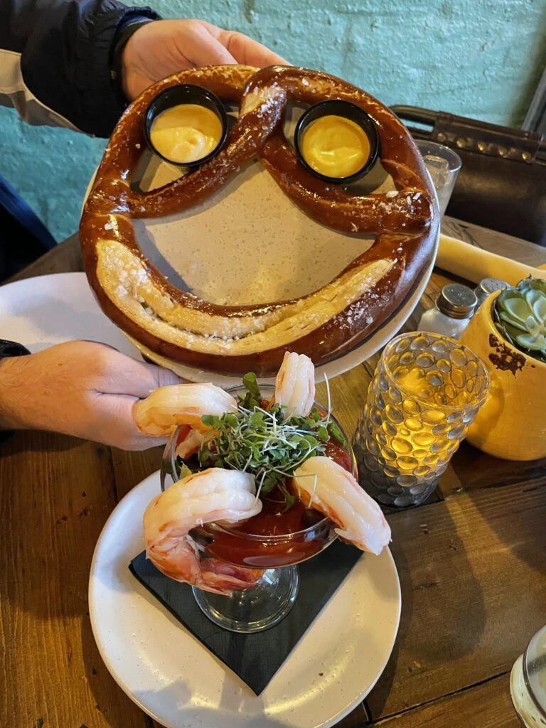 1501-uptown-gastropub-004