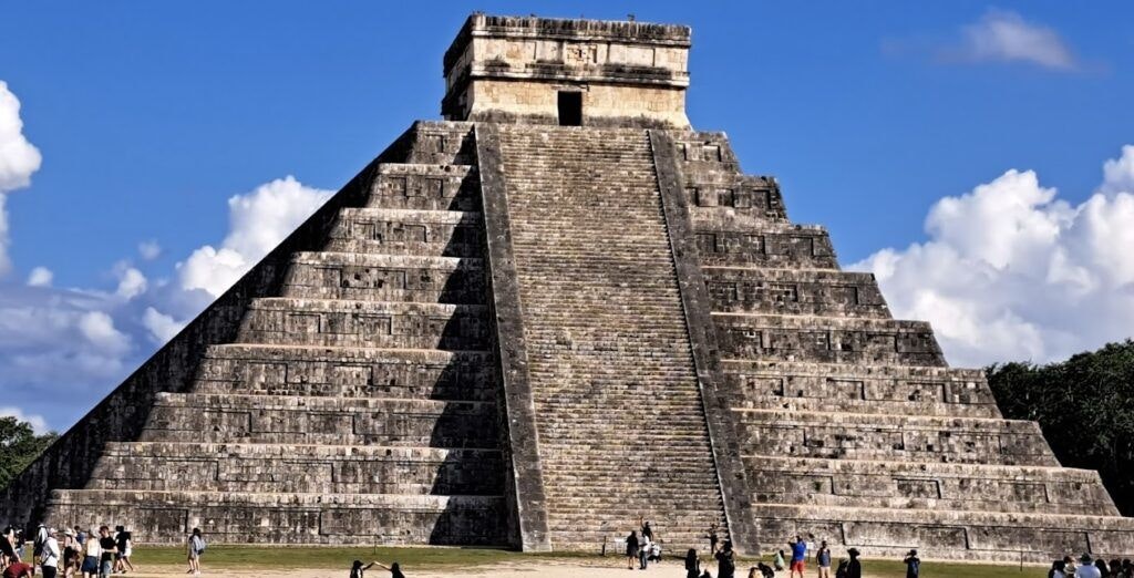 chichen-itza-from-cancun-001