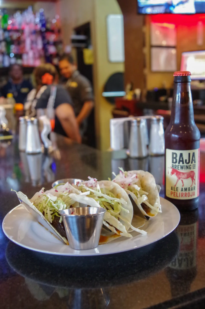 colin-s-cantina-011