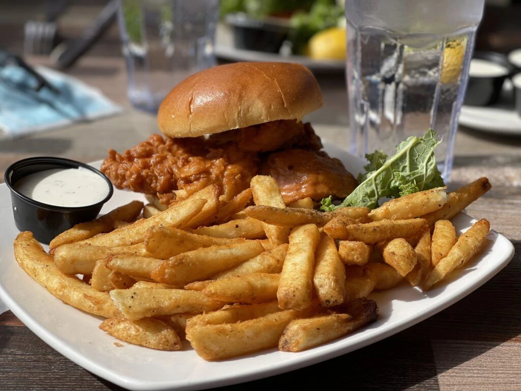 celebration-town-tavern-002