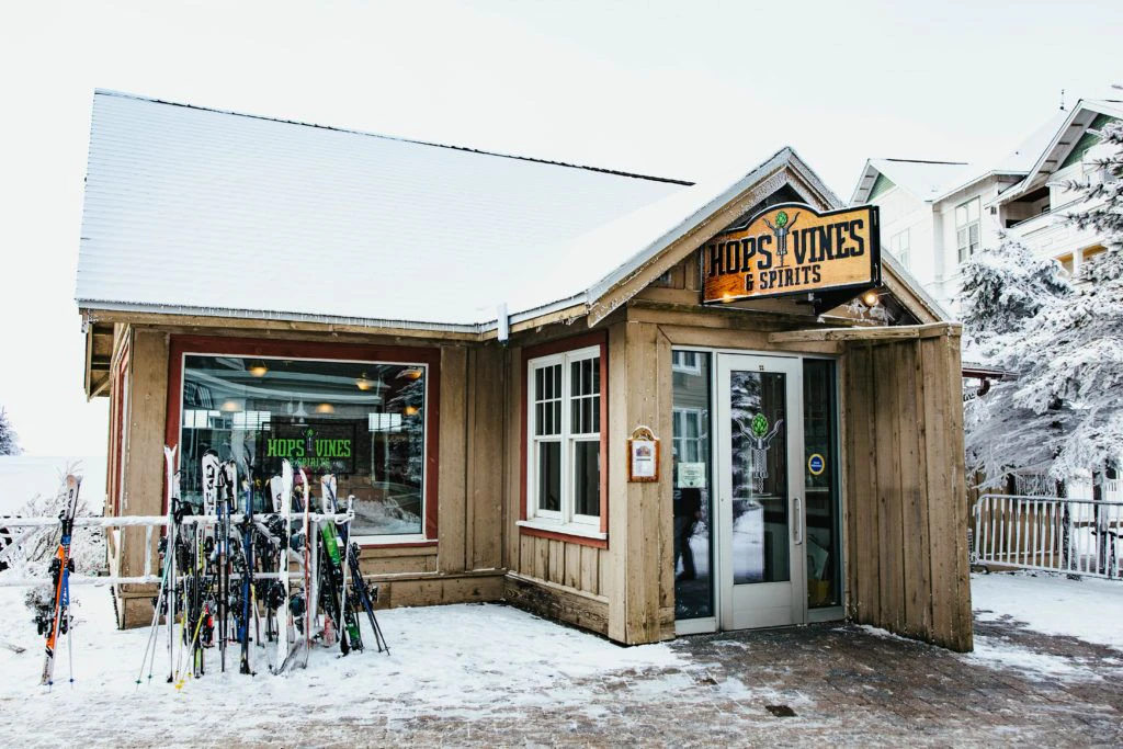 hops-vines-and-spirits-001