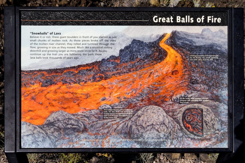 lava-butte-and-lands-visitor-center-015