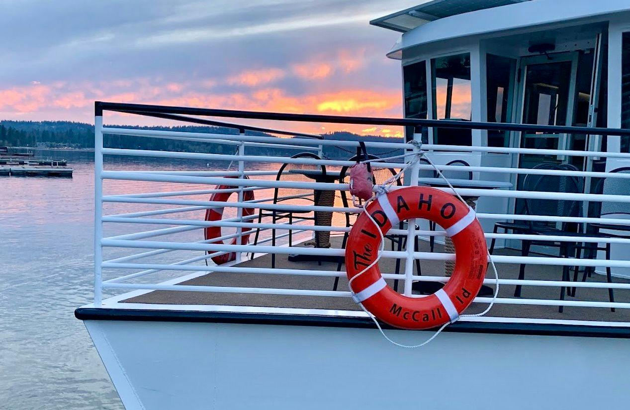 McCall Lake Cruises