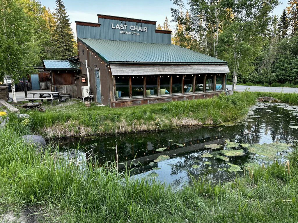 last-chair-kitchen-and-bar-001