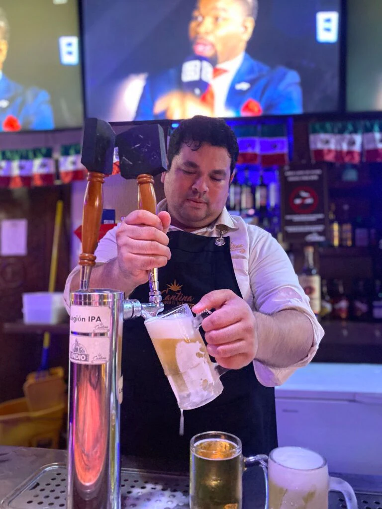 la-cantina-sport-bar-004