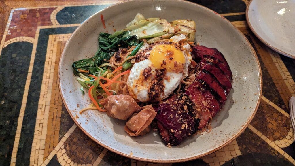 yak-and-yeti-restaurant-004