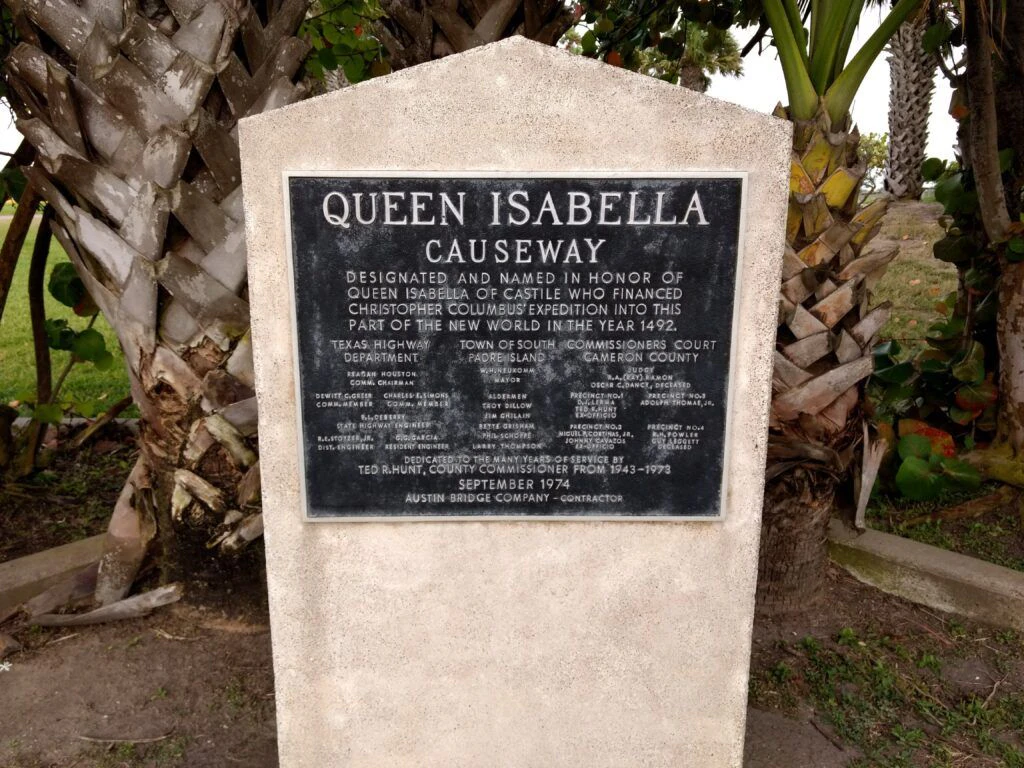 queen-isabella-memorial-park-001