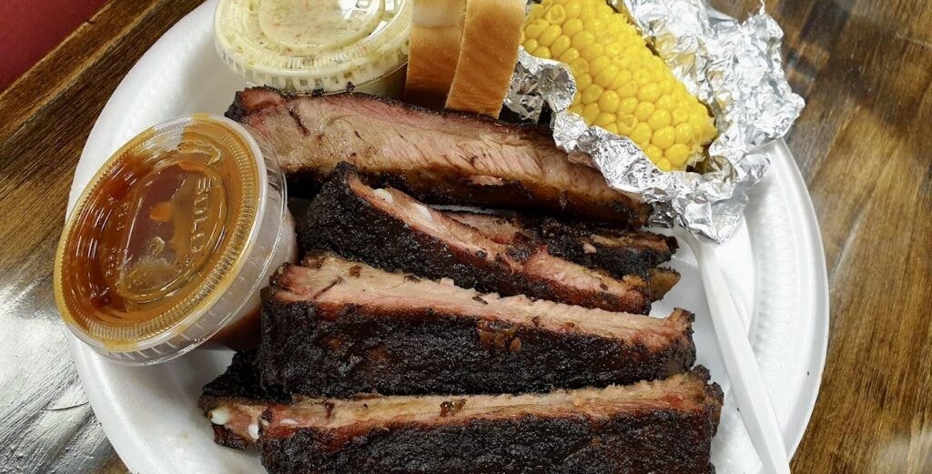 cozy-corner-restaurant-002