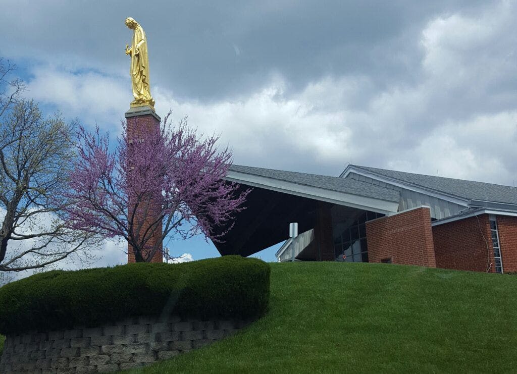 our-lady-of-the-lake-church-002