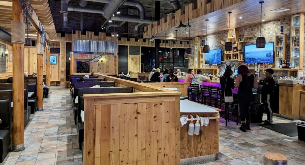 pier-88-boiling-seafood-and-bar-001