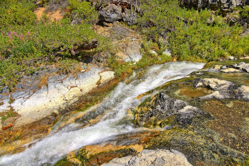 natural-water-slides-hike-and-paulina-plunge-tour-023