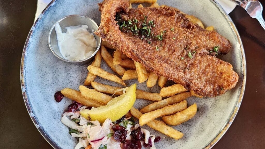 the-hive-at-estes-park-brewery-003