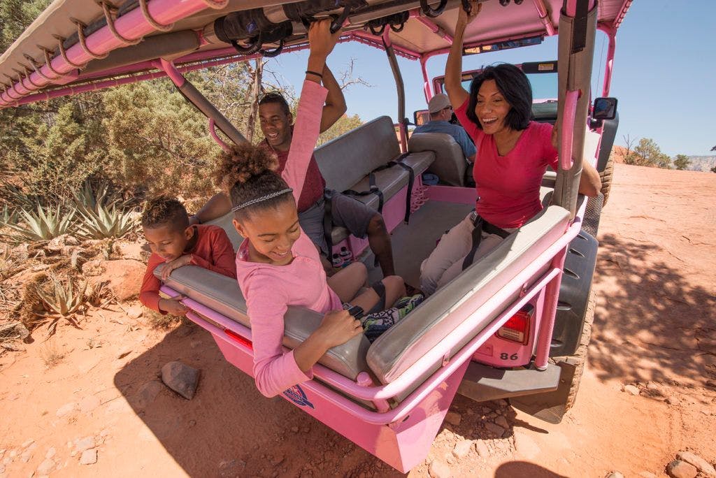pink-jeep-tours-003