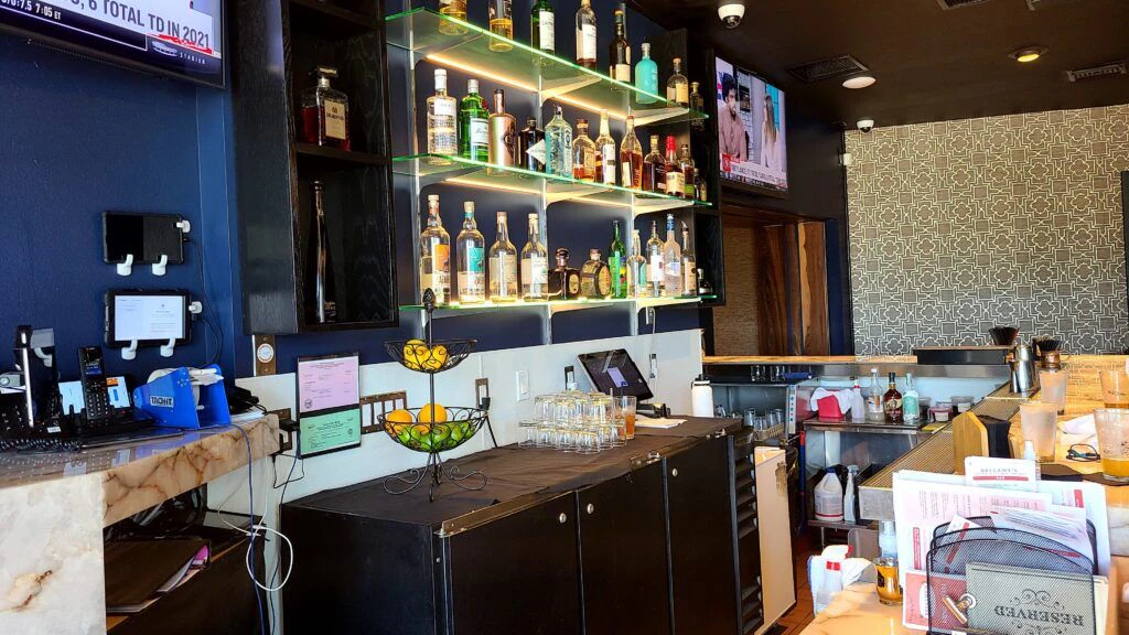 bellamy-s-restaurant-002